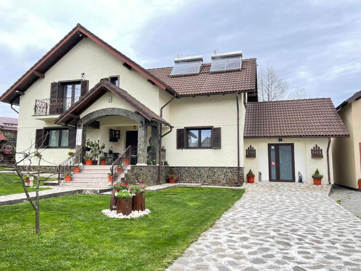 Pensiunea Select Куртя-де-Арджеш Экстерьер фото